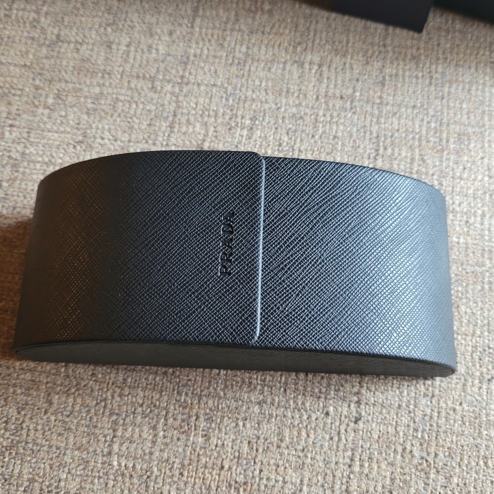 Prada Butterfly Sunglasses SPR74vs (217) - Picture 14 of 14